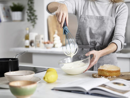 Joseph Joseph Twist Whisk 2-In-1 Collapsible Balloon and Flat Whisk Silicone Coated Steel Wire, Sky Blue