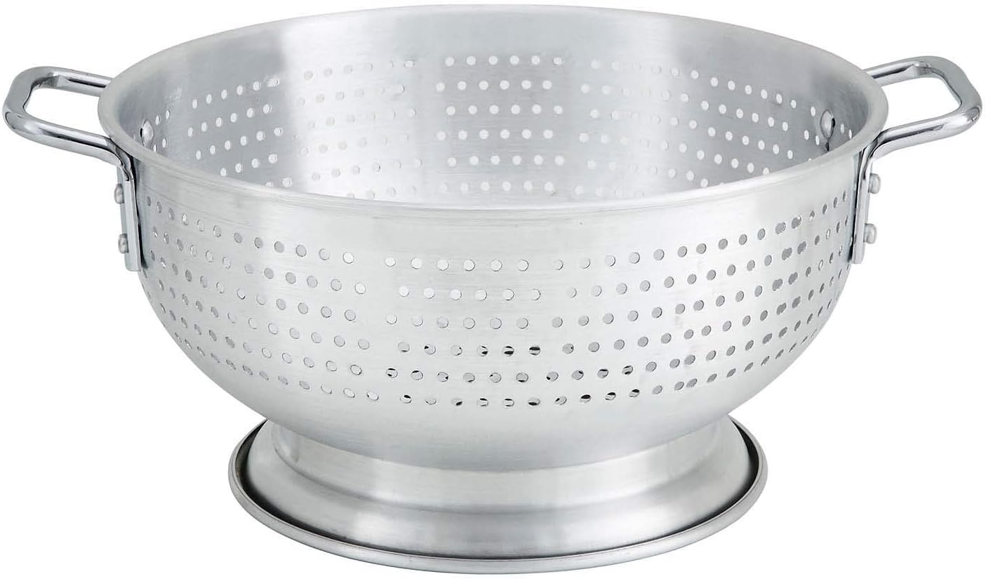 Winco Aluminum Colander with Base, 8-Quart, Medium