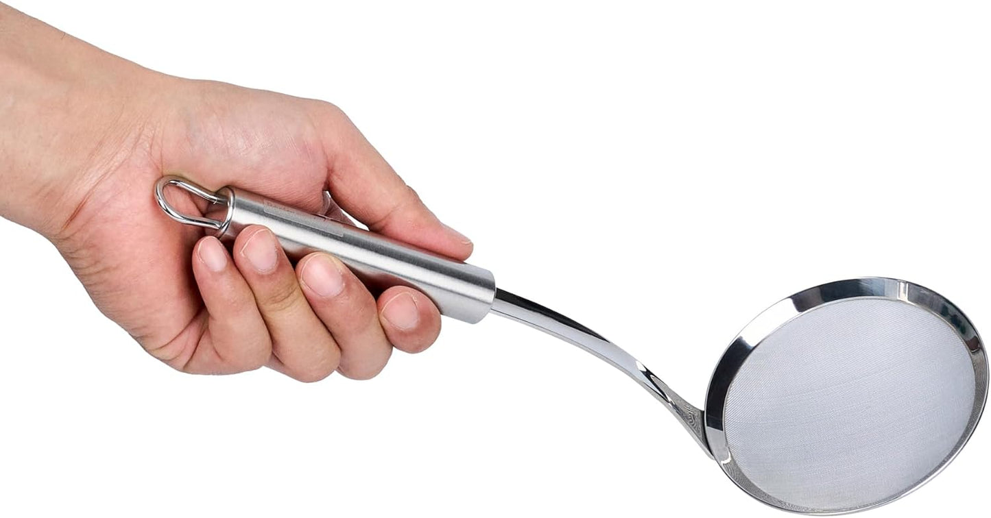 Restaurantware 11.5 in Stainless Steel Fine Mesh Strainer - German Standard Sieve Sifter with Ergonomic Handle, Dishwasher Safe - Reinforced Metal Food Strainer for Quinoa, Soup, Sauce, Baking