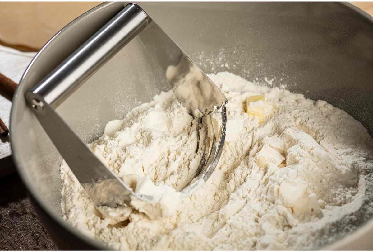 Tablecraft 11071 Dough Blender, 4.75-inch Length, Stainless Steel
