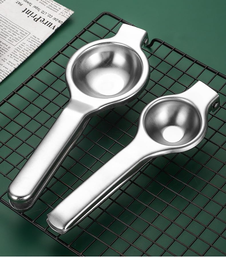 Stainless Steel Manual Lemon Squeezer, Handheld Citrus Juicer Press, Kitchen Gadget for Lemons and Oranges
