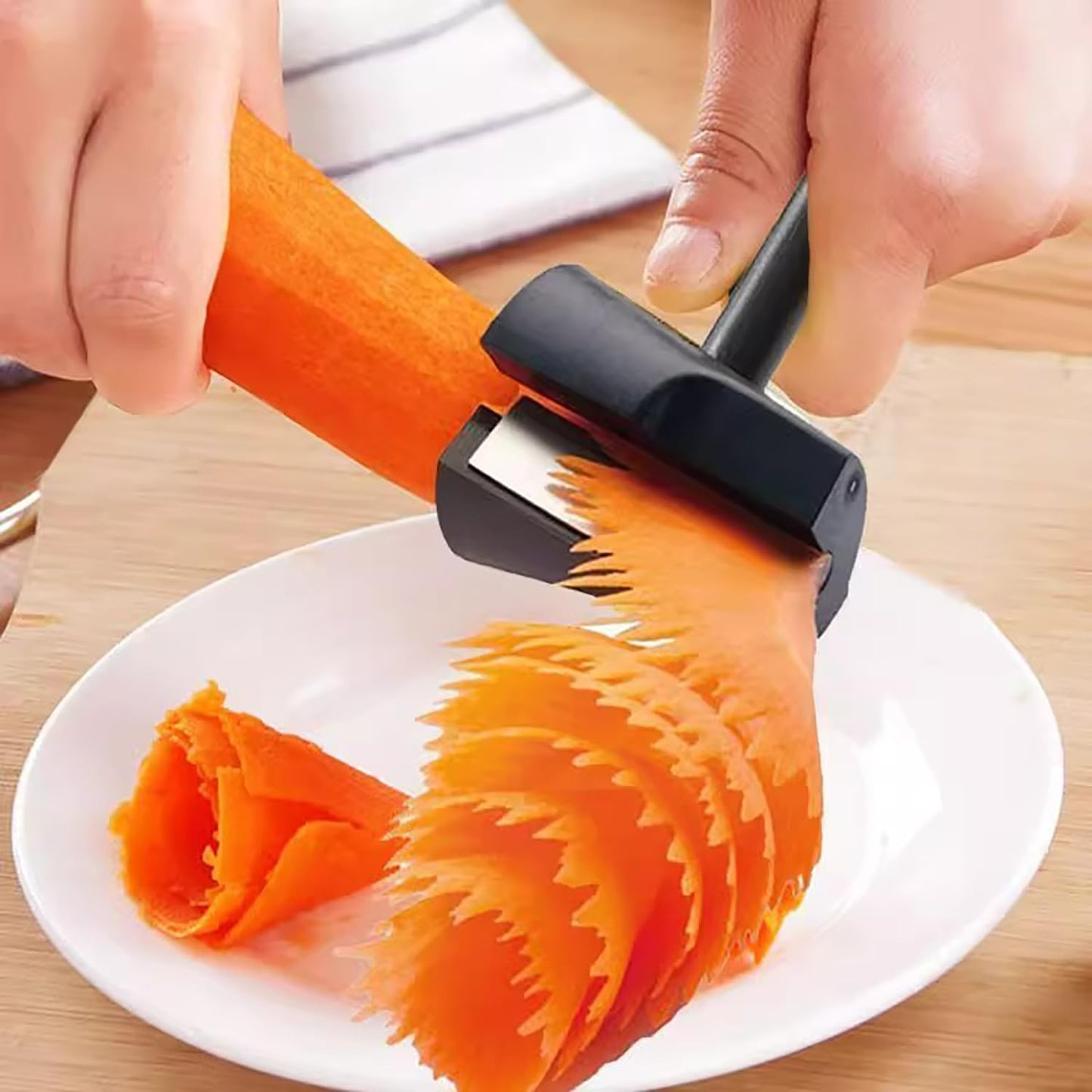 Carrot Peeler 2 Pcs Carrot Curler Black Carrot Spiral Shred Slicer Root Vegetables Fruits Slicer Sharpener Garnishing Tool
