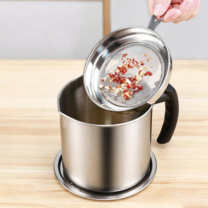 Grease Container with Fine Mesh Strainer kitchen oil storage tank pot (1.8 L Silver)