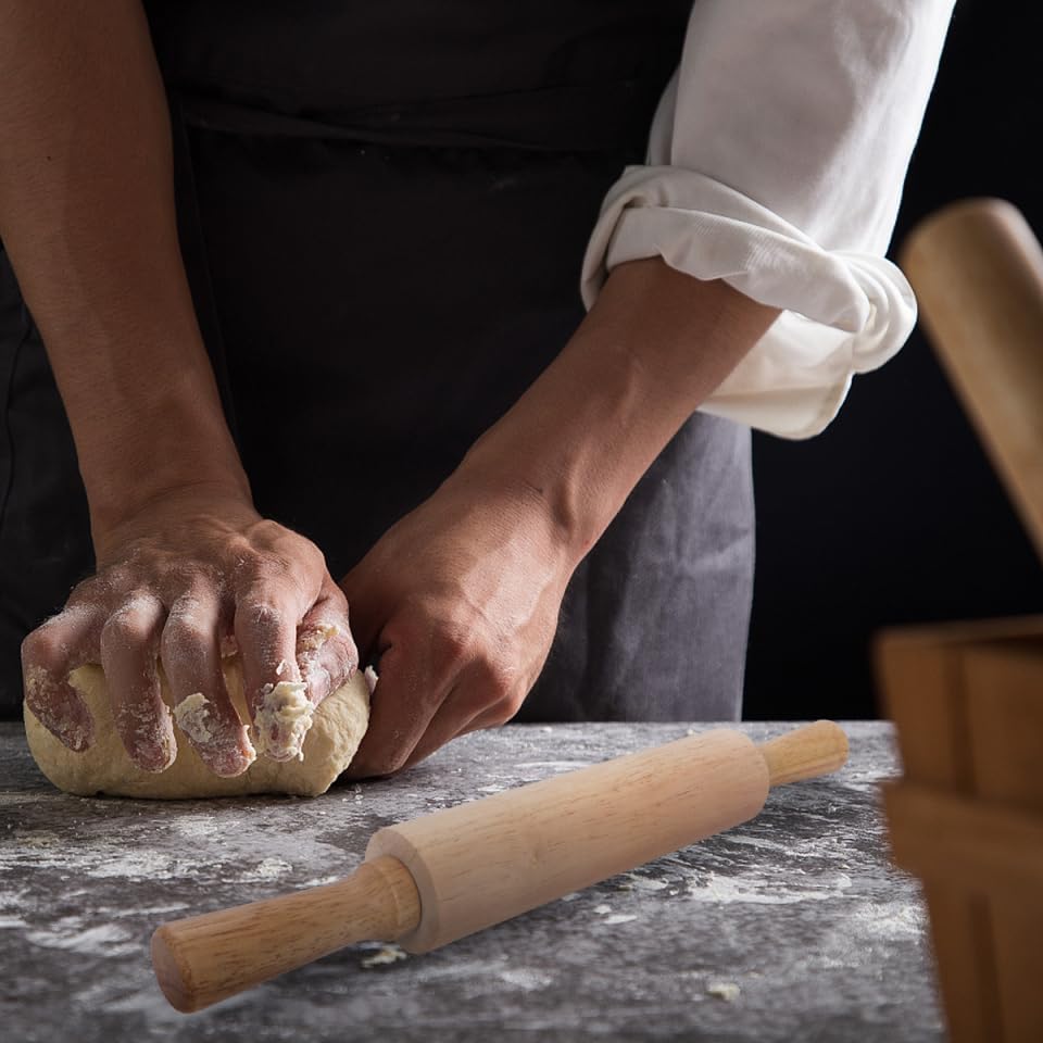 PRETYZOOM Wooden Rolling Pin 10.82In Dough Pastry Roller for Fondant Cake Noodle Baking Kitchen Supplies Small Size for Home and Professional Use