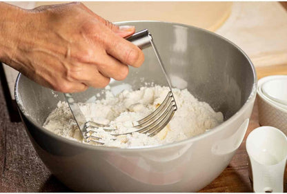 Tablecraft 11071 Dough Blender, 4.75-inch Length, Stainless Steel