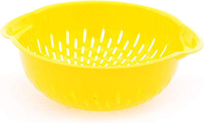 Mintra Home Mixing Bowl w/Colander (Large 4.5L, Red) - For Washing & Draining Fruits And Vegetables - Heavy Duty Plastic for Baking, Cooking Supplies - Dishwasher Safe