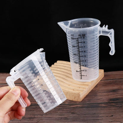 1Pc 250ML Transparent Measuring Cup with Lid, Plastic Measuring Cup with Handle for Baking,Powder,Liquid,Measure & Mix