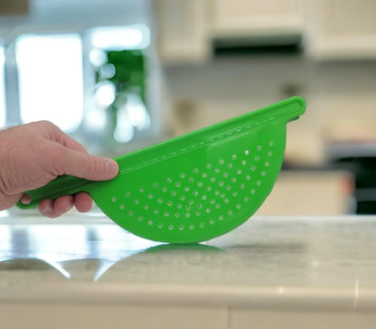 Handy Housewares Handheld Plastic Pot Drainer, Noodle & Pasta Strainer with Handle - Fits up to 9" Pots - Red
