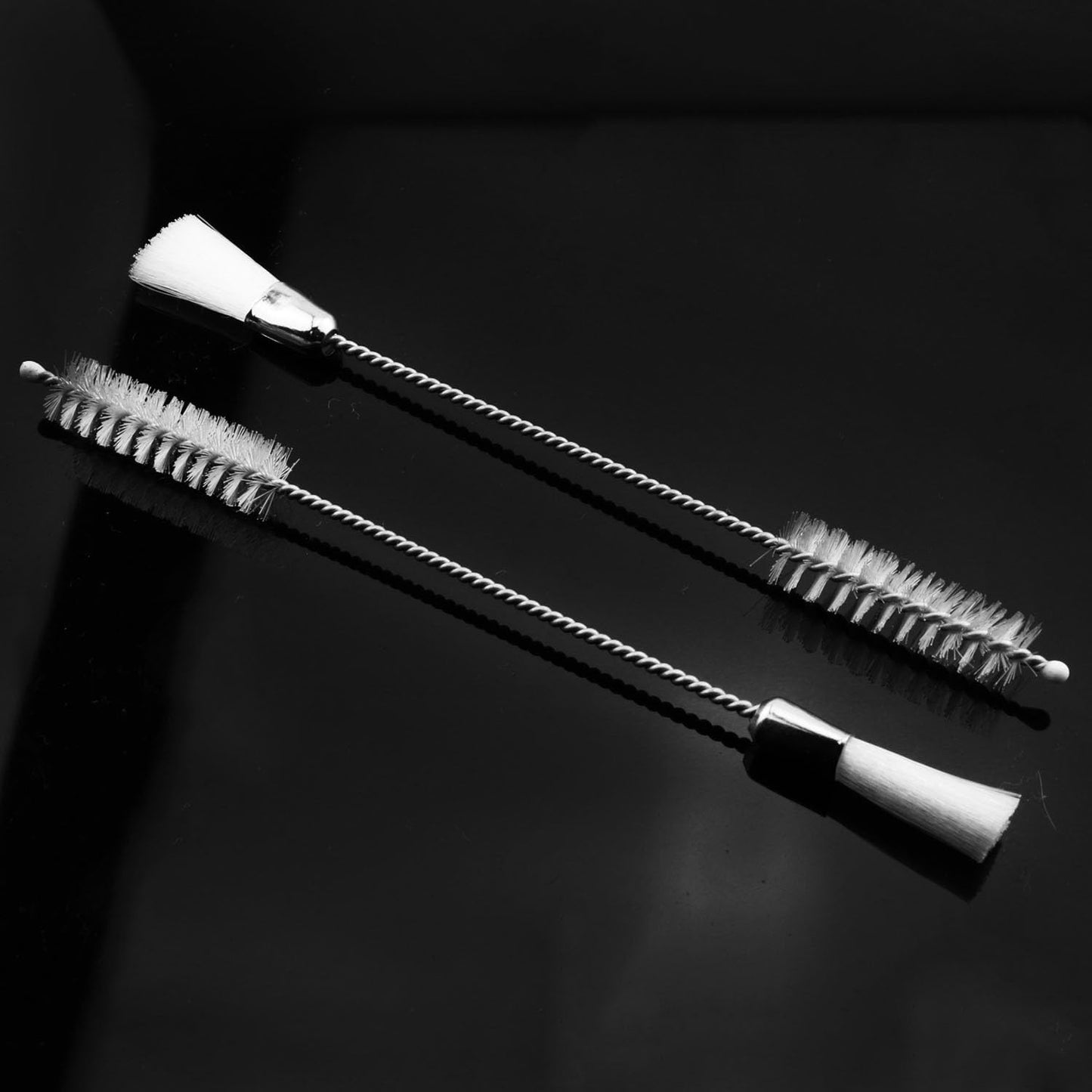 4PCS Pastry Tip Cleaner Brushes Double Ended Nylon Bristle Brushes Cake Decorating Nozzle Cleaners For Piping Bags Frosting Dispensers 100mm 140mm White