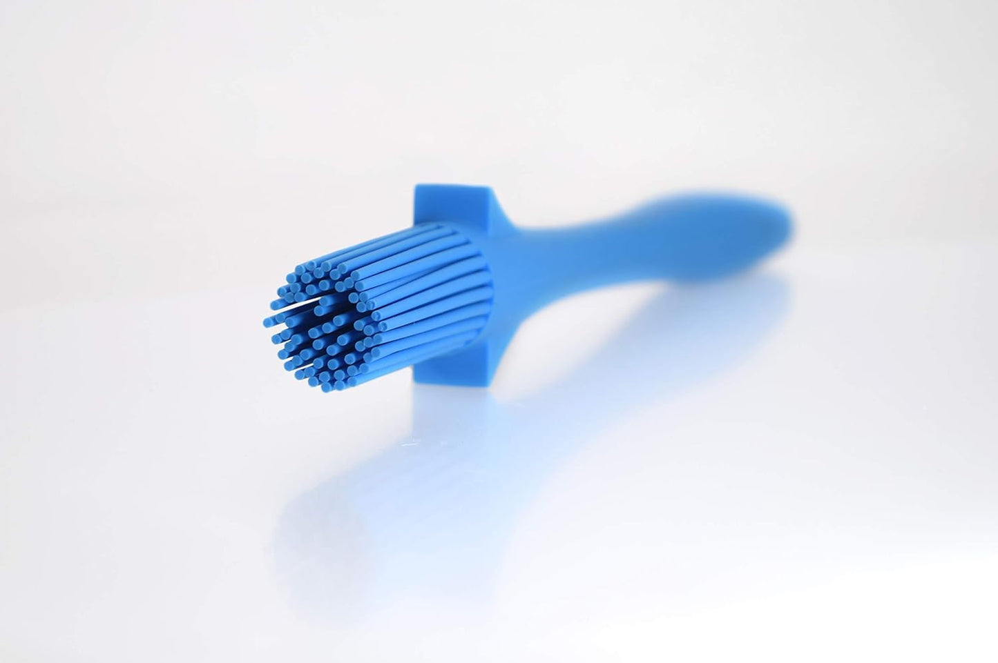 Ateco Round Silicone Pastry and Bakery Brush, 1-Inch