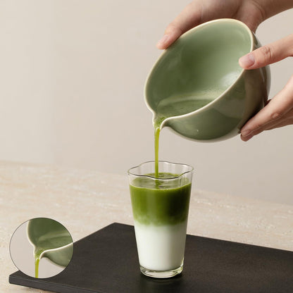 Matcha Whisk Set, Matcha Set with Ceramic Matcha Bowl, Bamboo Whisk & Holder, Sifter, Tea Scoop (Black Gold)