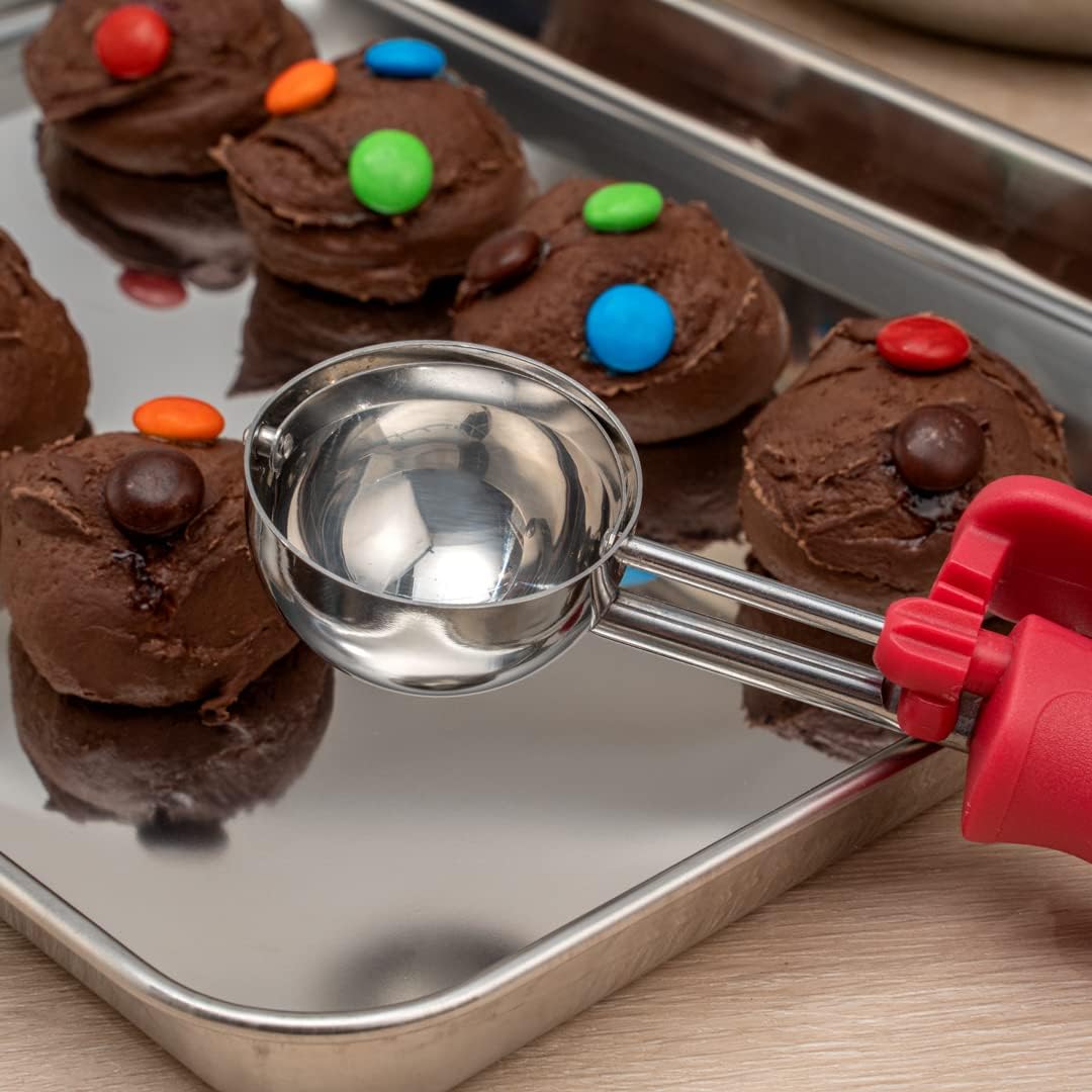 Restaurantware Ice Cream Scoop 1 Case 3.75 oz Stainless Steel Portioner Commercial Kitchen Tool Comfortable Grip Dishwasher-Safe Ambidextrous Handle