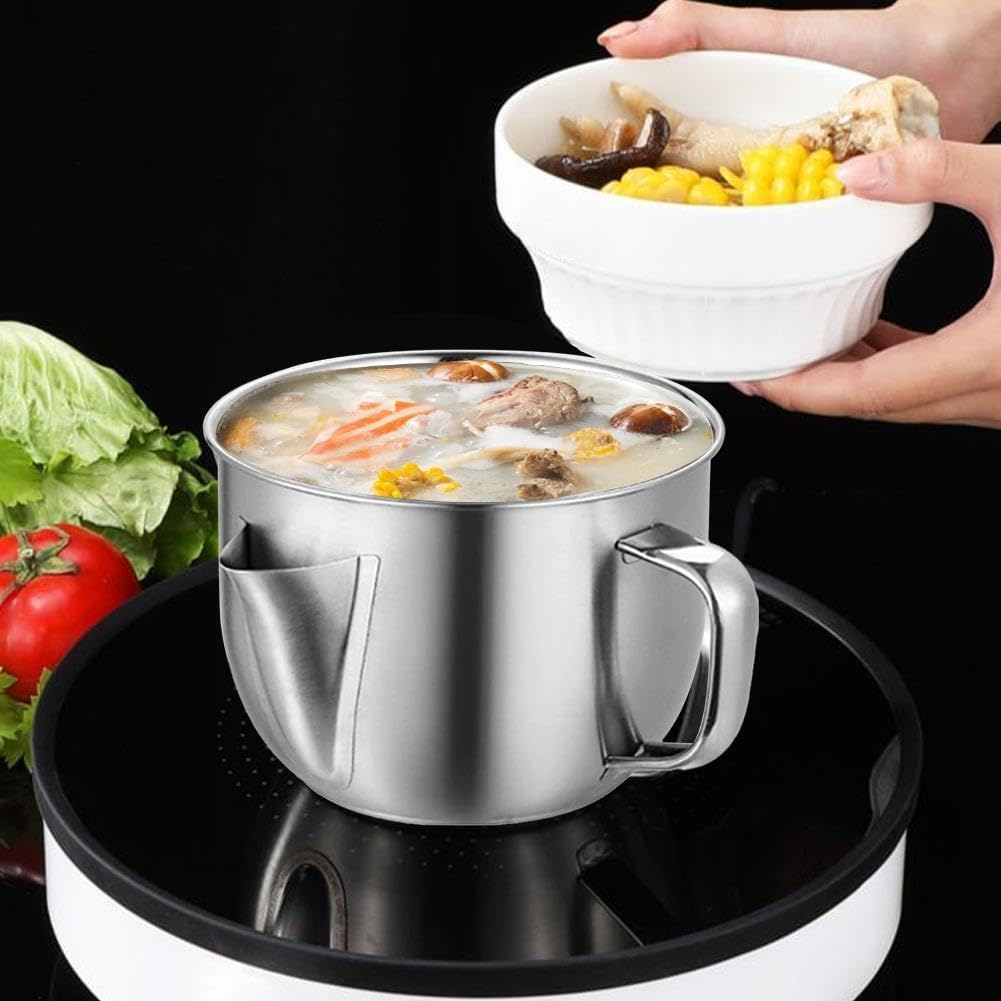 Stainless Steel Fat Separator,Gravy Grease Separator with Strainer and Glass Lid,Meat Strainer For Grease With Handle,Soup Oil Separator Cup for Cooking,Remove Excess Oil From Soup Or Food (Slivery)