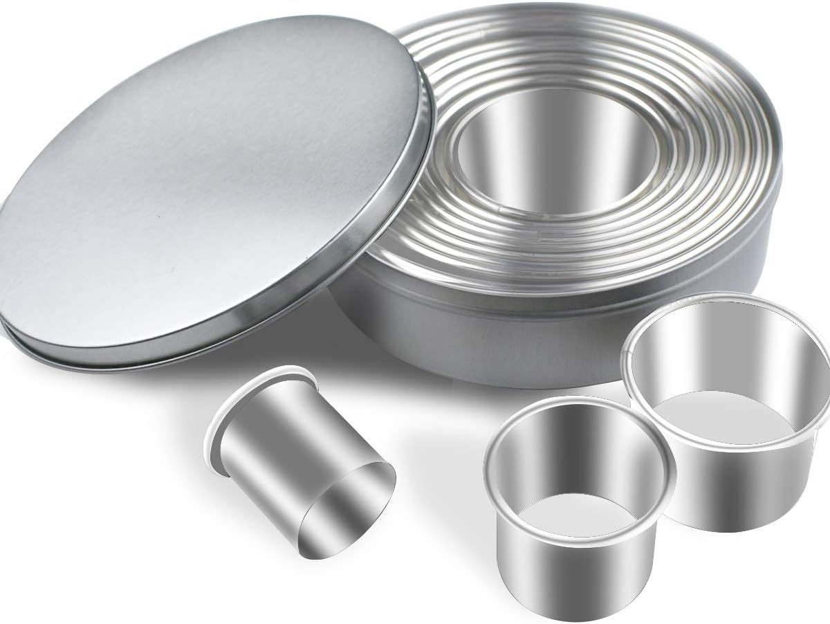 12 Pieces Round Cookie Cutters Set Stainless Steel Cookie Cutter Set Biscuit Plain Edge Round Cutters Circle Baking Metal Ring Molds Metal Ring Baking Molds Circle Pastry Donut Doughnut Cutter Set