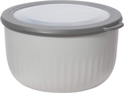 Oggi Prep, Store & Serve Plastic Bowl w/See-Thru Lid- Dishwasher, Microwave & Freezer Safe, (4 qt) White/Aqua