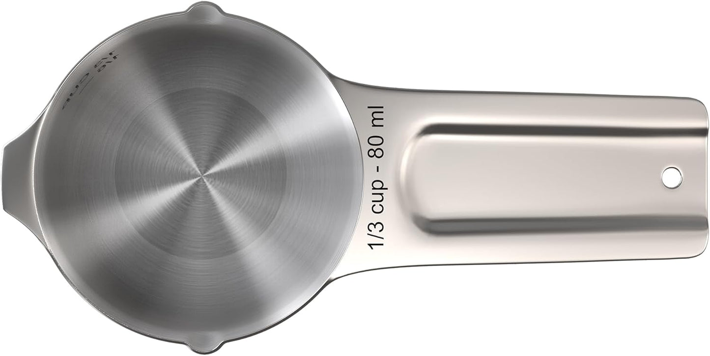 Color Up 2 Cup Measuring Cup, 480ml Stainless Steel Metal, Easy-Pour Spouts, Engraved Markings, Flat Base, Dishwasher Safe, for Dry and Liquid Ingredients