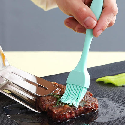 Barbecue Brush, Silicone Brush Oil Butter Basting Brush for BBQ Cooking Baking Silicone Basting Brush - Pink