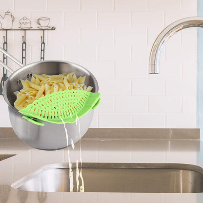 Clip On Strainer Silicone for All Pots and Pans, Pasta Strainer Clip on Food Strainer for Meat Vegetables Fruit Silicone Kitchen Colander (Grey)