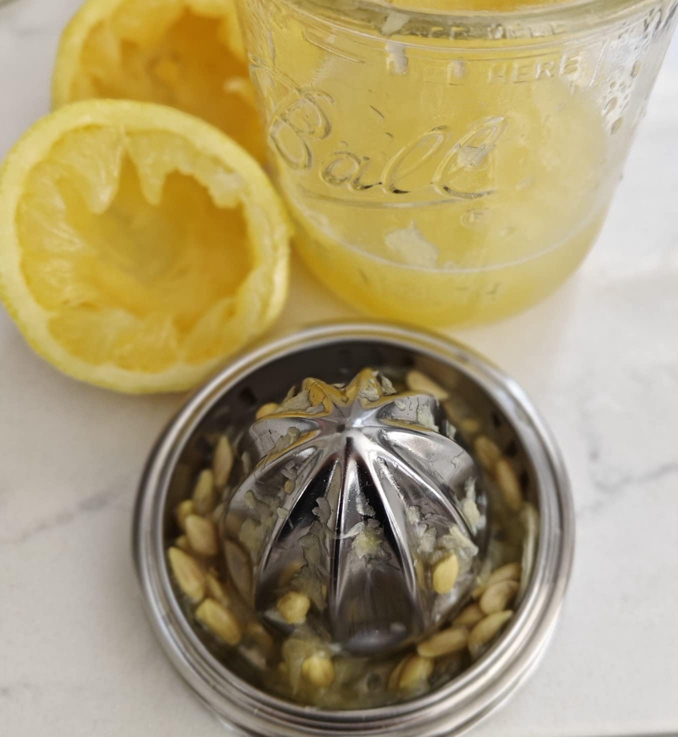 Mason Jar Juicer Lid (1 Pieces), Stainless Steel Citrus Reamer for Wide Mouth Mason Jar Lemon Orange Juicer Manual Citrus Juicer
