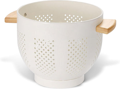 Metal Colander with Wood Handle and Stable Base, 5.5 Quart Powder Coated Steel Kitchen Strainer Basket for Draining Pasta, Vegetable and fruit,Cream