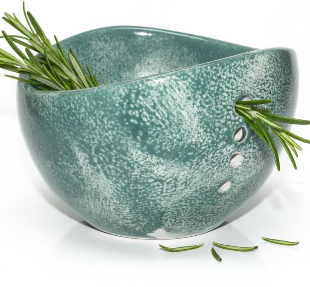 2025 New Handmade Ceramic Herb Stripper Bowl – 4-Slot Pottery Leaf Separator with Varying Hole Sizes, Rustic Herb Peeler Tool for Kitchen & Garden, Multipurpose Handcrafted Prep Bowl (Green)