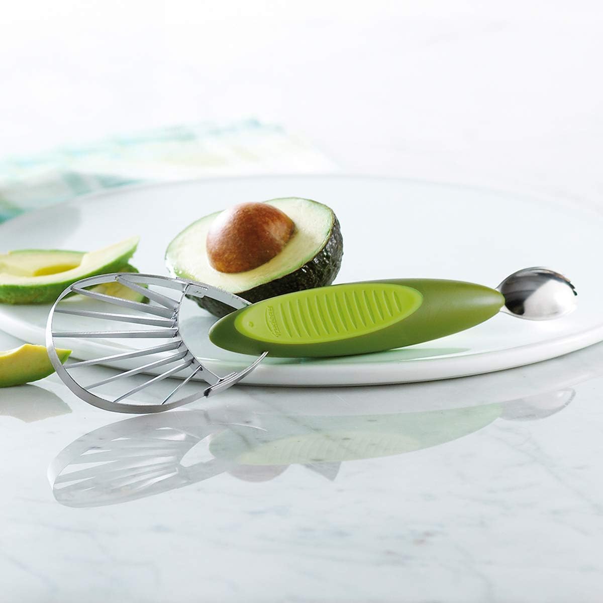 Trudeau 2-in-1 Avocado Slicer, Green