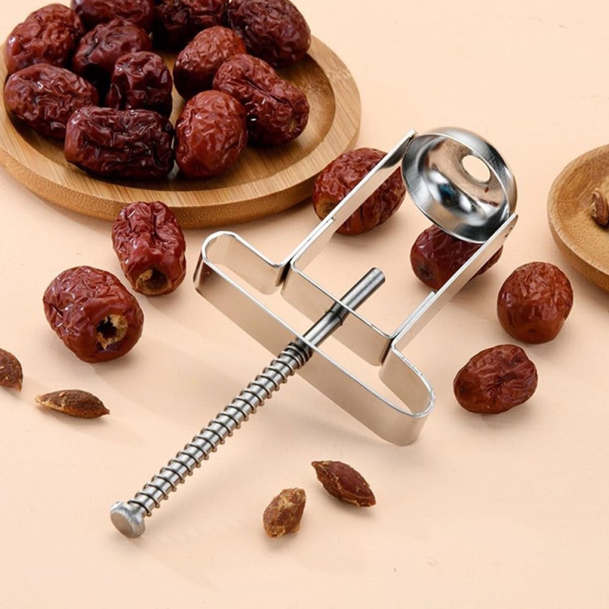 UKCOCO Manual Stainless Steel Cherry Pitter and Fruit Core Remover Tool, Small Multi-function Red Date and Core Removing Gadget for Kitchen Use