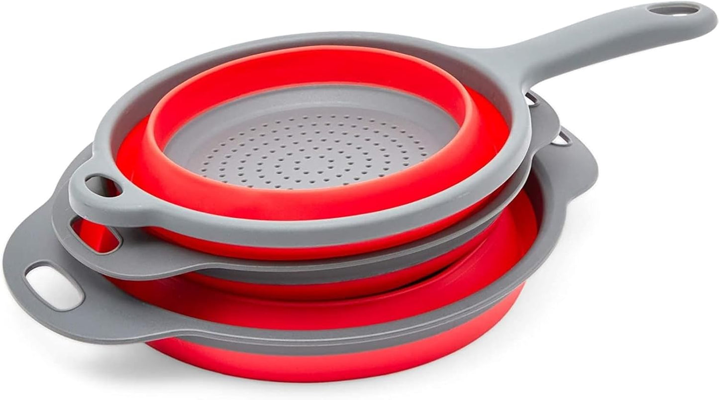 Juvale Collapsible Colander Set of 3, Space-Saving Kitchen Strainer, Use to Drain Vegetables and Fruits, Heat-Resistant Pasta Strainer with Handle, Foldable for Easy Storage, Ideal for Campers, Red