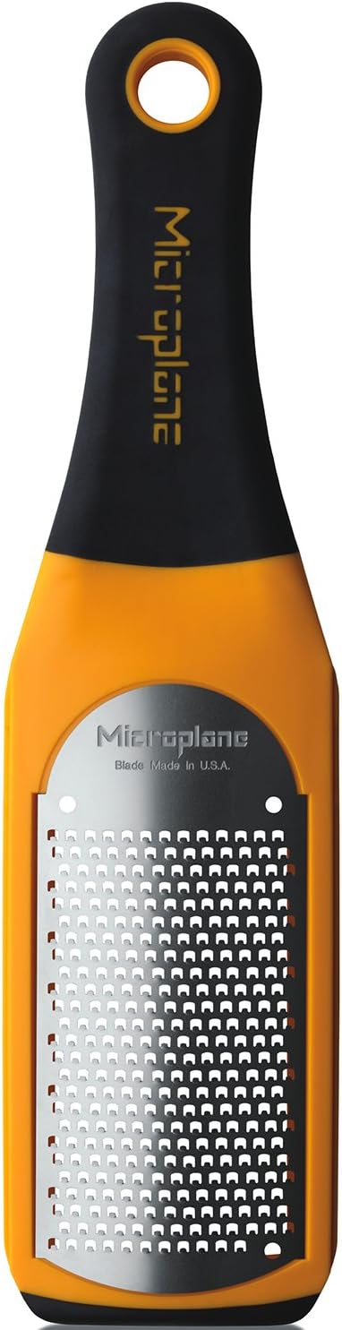 Microplane Artisan Series Cheese Grater and Zester (Fine, Red)