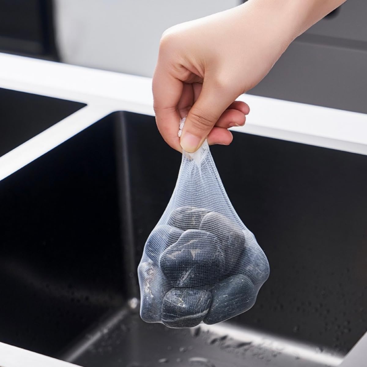 Sink Strainer Bags, 300 Count Disposable Kitchen Sink Drain Mesh Bags, Elastic Fine Net Filter for Food Waste, Universal Fit for Most Sink Strainers