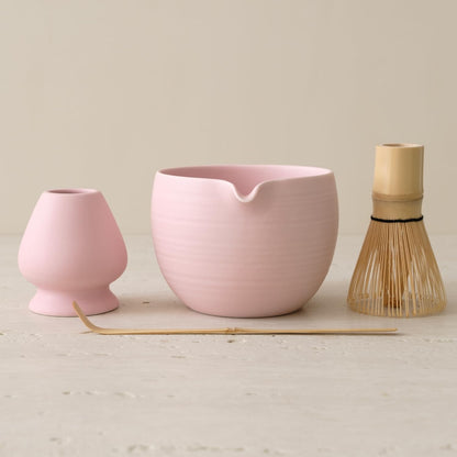 Matcha Whisk Set, Ceramic Matcha Bowl & Whisk Holder, Bamboo Accessory, Modern Design (Matte Crème, Pouring Spout) (Matte Crème)