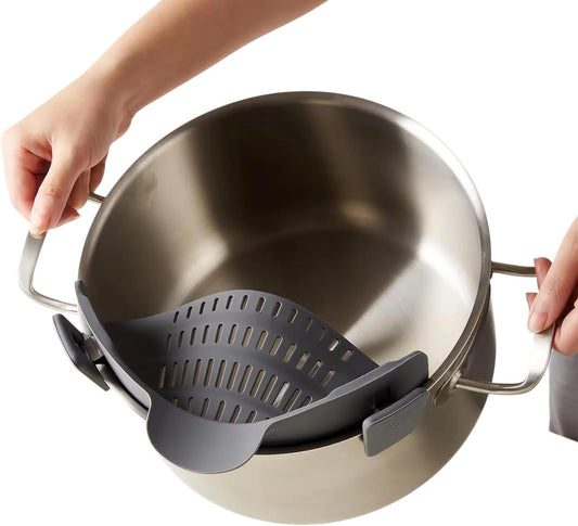 Kitchen Silicone Strainer, Silicone Pasta Strainer Clip-On for Pots and Pans - Heat Resistant Colander for Vegetables and Noodles - Kitchen Gadgets for Cooking - Space-Saving Design - Gray