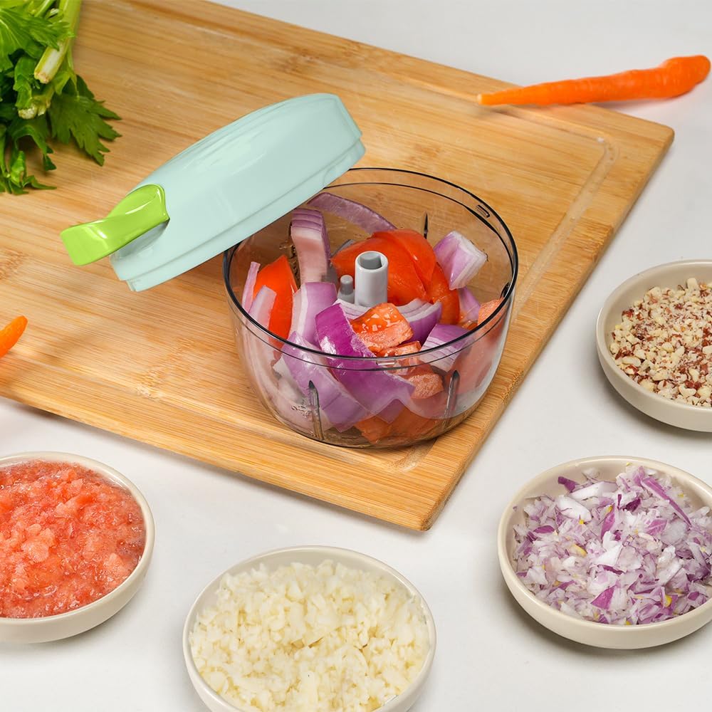 Manual Food Processor Vegetable Chopper 2.3 Cup Small Mini Hand Pull String Onion Chopper Garlic Mincer Cutter with 3 Stainless Steel Blades (Grey, 550 ml)