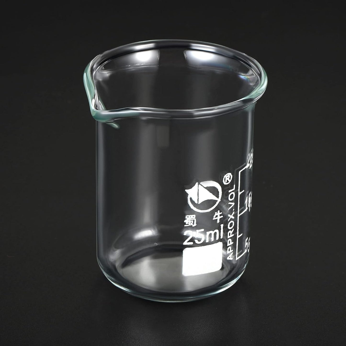 PATIKIL 10ml Low Form Glass Beaker, 3.3 Borosilicate Glass Graduated Printed Scale Measuring Cups with Spout for Kitchen Lab Liquids Transit Boiling