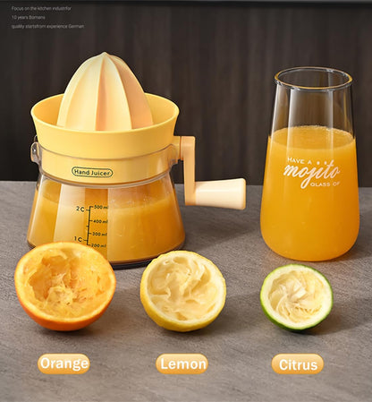 Manual Citrus Juicer with Rotating Crank-500ml Large Capacity Hand Press for Lemon Orange Lime Grapefruit | Max Extraction,Ergonomic Handle for Effortless Squeezing,Dishwasher Safe & Compact Storage