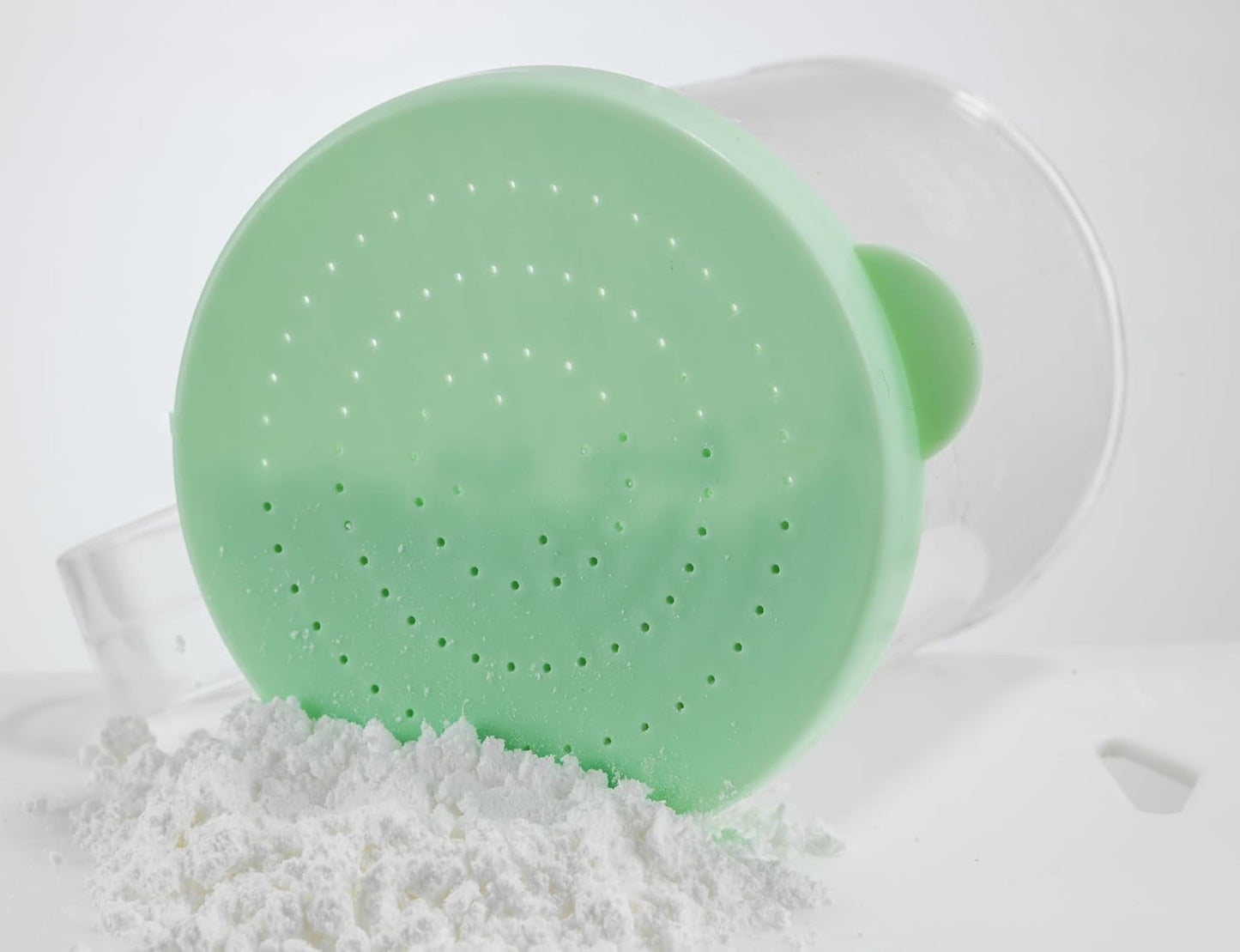 WINCO Dredge with snap on Lids, Clear