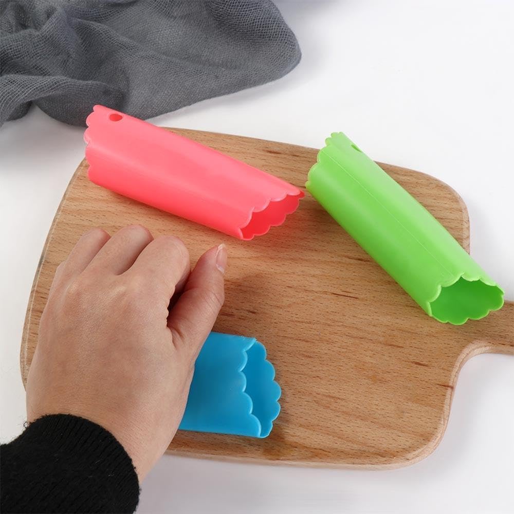 Garlic Peeler Silicone Garlic Roller Keeper Garlic Skin Remover Roller Garlic Roller Peeling Tube Tool Useful Kitchen Tools(Blue)