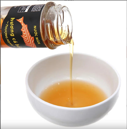 3 Packs - Chinsu Garlic and Chili Soy Sauce - Nuoc Tuong Toi Ot Chinsu - 250ml per Bottle x 3 Bottles per Order