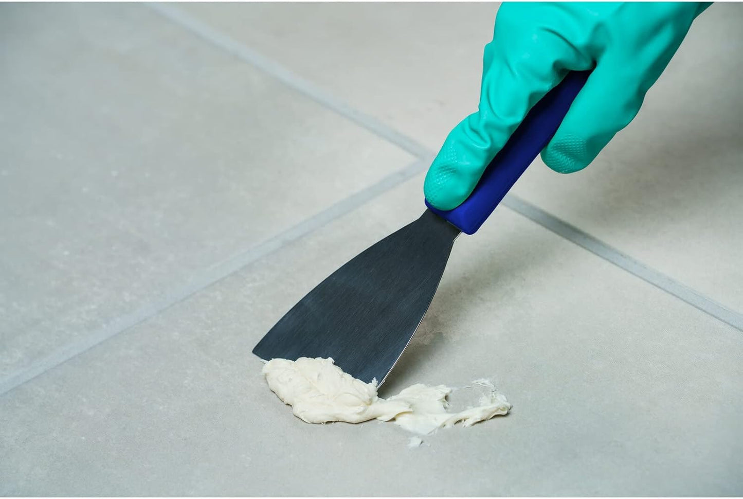 SPARTA Steel Handheld Scraper Kitchen Scraper Tool with Food-Safe Plastic Handle for Griddles, Pans, Pots, and Cutting Boards in Commercial Settings, Stainless Steel, 3 Inches, Pink