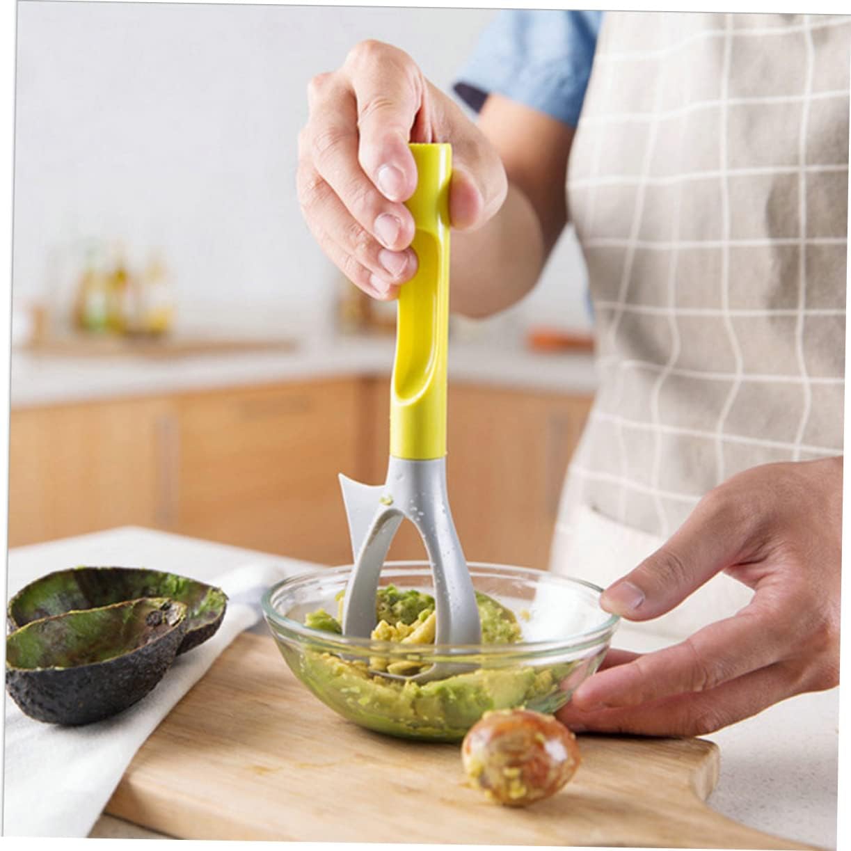 Multifunction 5 in 1 Avocado Tool Cutter Masher Slicer Pitter Peeler Corer for Kitchen Fruit Salad and Meal Prep 8.46In