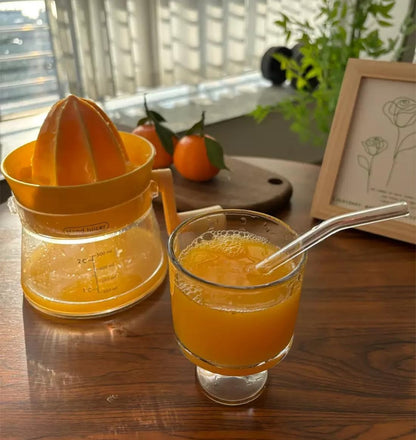 Manual Citrus Juicer with Rotating Crank-500ml Large Capacity Hand Press for Lemon Orange Lime Grapefruit | Max Extraction,Ergonomic Handle for Effortless Squeezing,Dishwasher Safe & Compact Storage