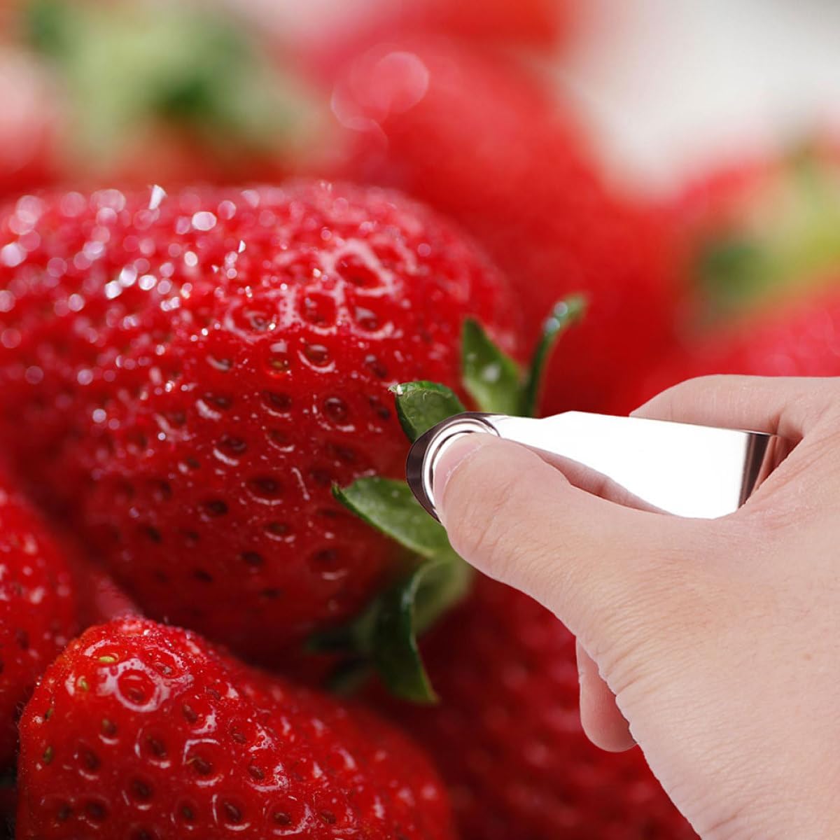 Angoily 4pcs Stainless Steel Strawberry Huller Tool Stem Remover Kitchen Fruit Corer Set for Home Cooking