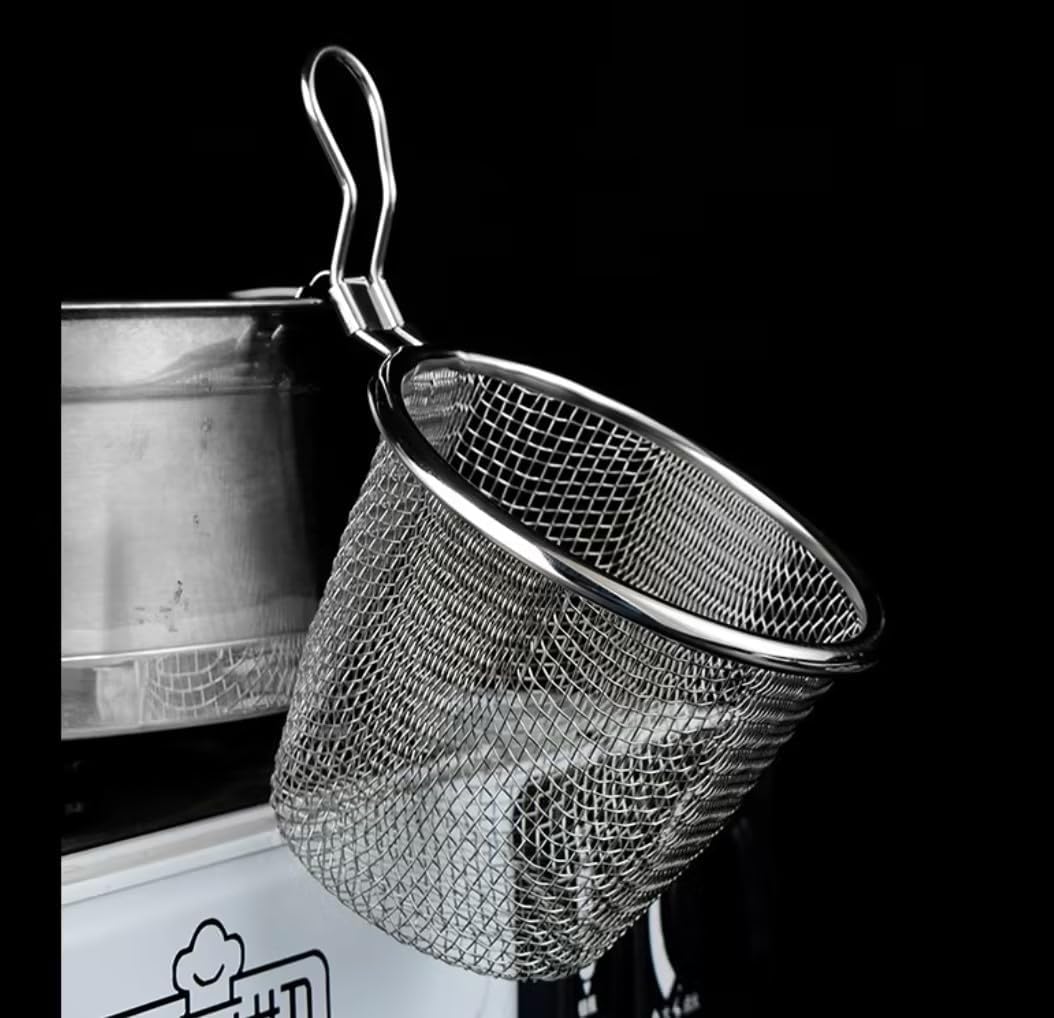 Stainless Steel Pasta Basket, Fine Mesh Strainer with Handle, Mesh Spider Food Dumpling Noodle Strainer Food Strainers (Silver)