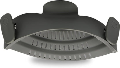 Cheer Collection Silicone Clip on Pot Strainer, Heat-resistant Snap-On Strainer for Pasta, Noodles, Rice, Meats and Vegetables, Green