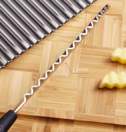 Crinkle Potato Cutter, Crinkle Cut Knife for Veggies French Fry Cutter, Kitchen Wavy Slicer Knife for Chopping Carrot Cucumber Stainless Steel Blade 2.9" x 11.8"