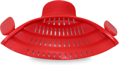 Cheer Collection Silicone Clip on Pot Strainer, Heat-resistant Snap-On Strainer for Pasta, Noodles, Rice, Meats and Vegetables, Green