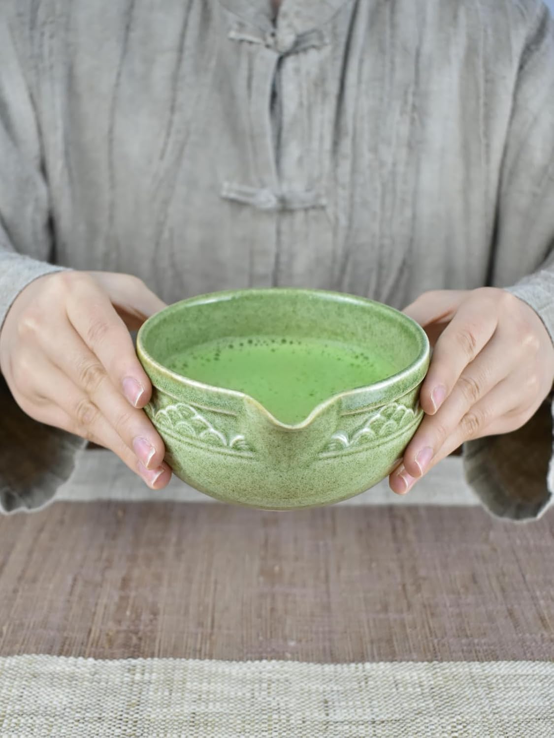 Artcome 4 Pcs Complete Matcha Ceremony Kit - Japanese Bowl With Pouring Spout, Whisk, Holder, Scoop - Tea Set for Making Usucha, Koicha and Latte (Green)