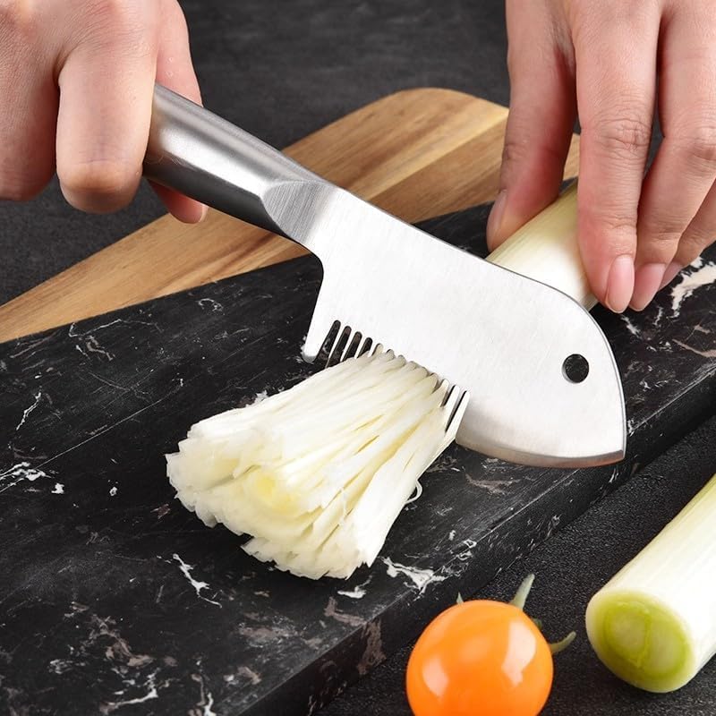Stainless Steel Multi-purpose Julienne Peeler, Vegetable Peeler Slices for Fruit, Potatoes and Carrot, Kitchen Accessories (Peeler*1)
