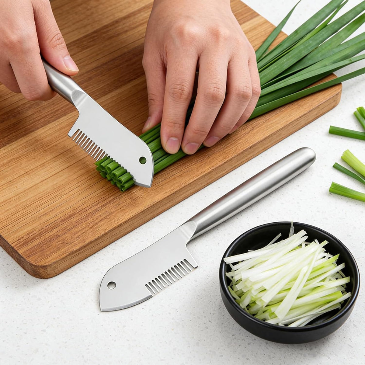 Stainless Steel Multi-purpose Julienne Peeler, Vegetable Peeler Slices for Fruit, Potatoes and Carrot, Kitchen Accessories (Peeler*1)