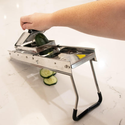 Foldable Mandoline Veggie Slicer, Interchangeable Blades for All-In-One Vegetable Slicing, Easy to Clean, Store Flat